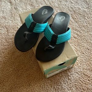 OluKai sandals, 8